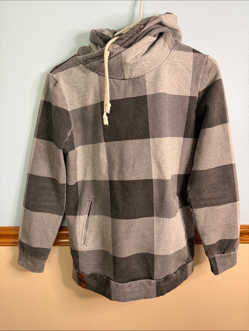 Ampersand Avenue Gray Buffalo Plaid Singlehood Hoodie Large